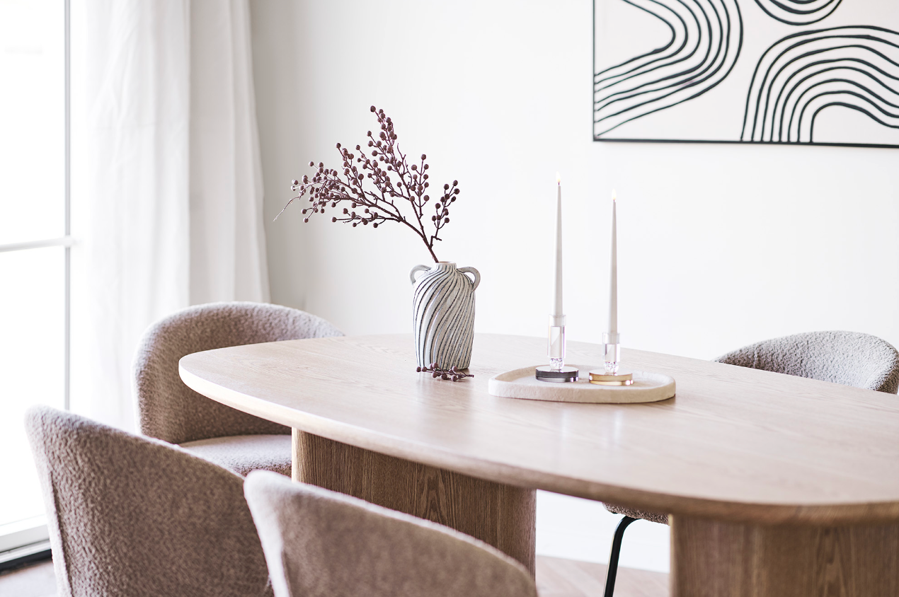 House Nordic Eettafel Serra – Essenfineer & Massief Houten Poten – Naturel – 210x110x75 cm